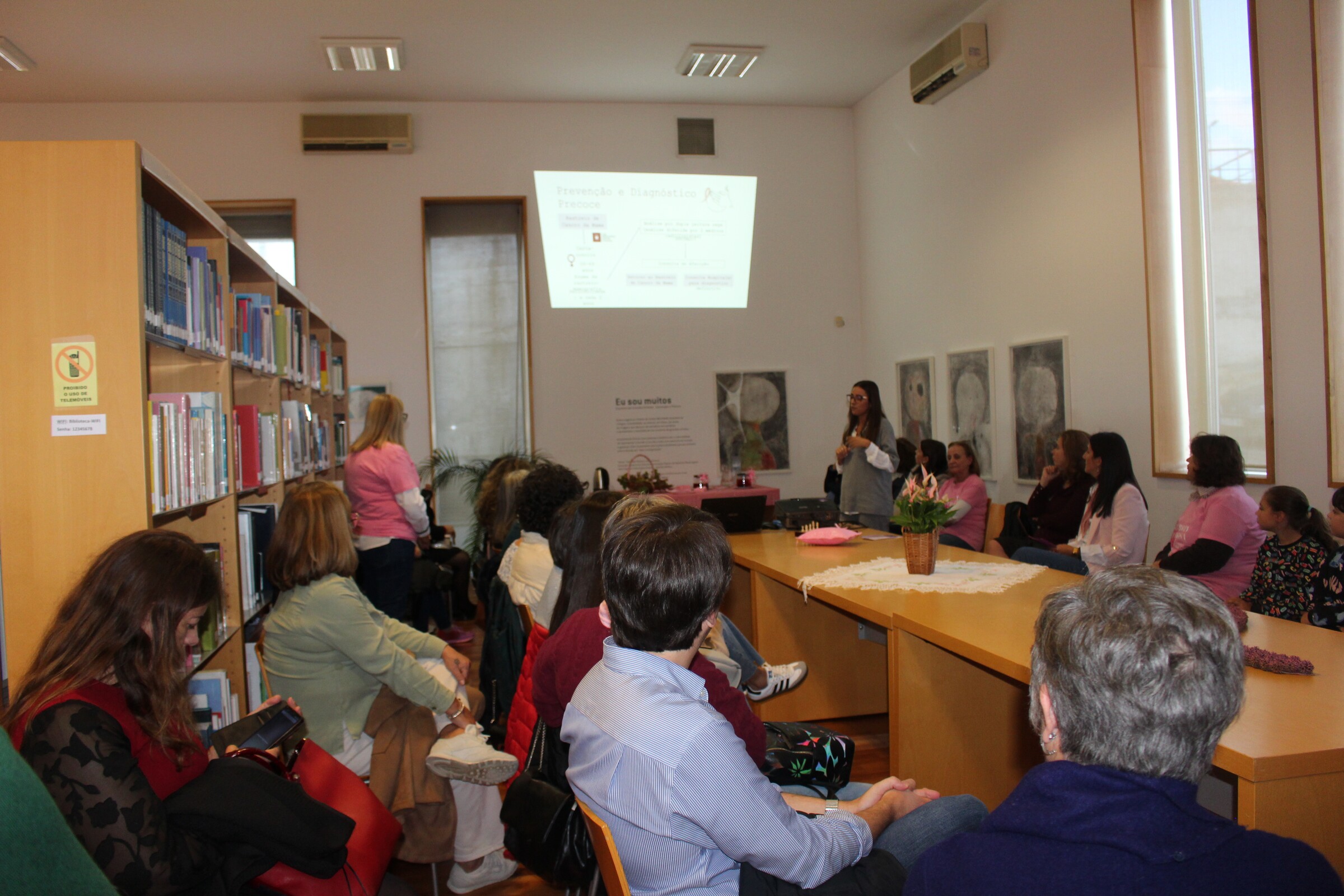 “Chá Rosa” sensibiliza para a prevenção e diagnóstico precoce do cancro da mama