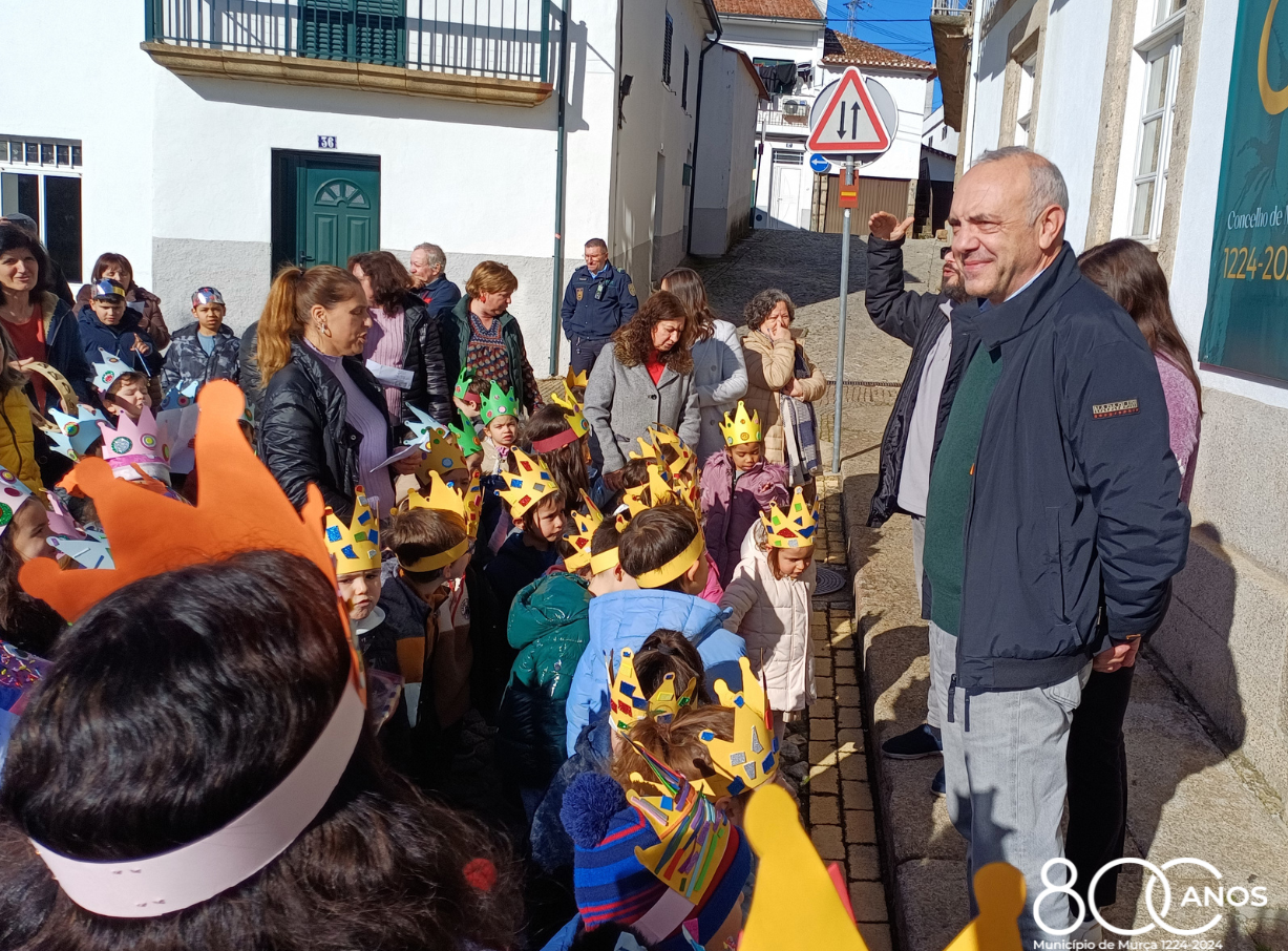 Alunos do Centro Escolar de Murça anunciam chegada dos Reis Magos