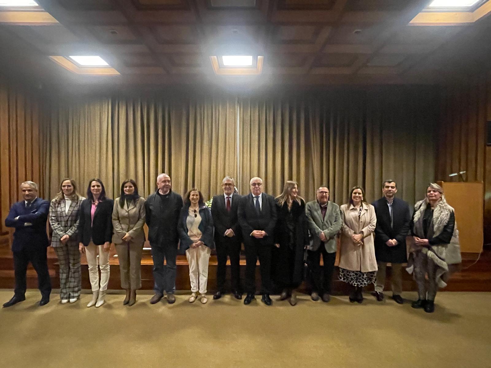 Assinado protocolo para a criação da “Bolsa de Acompanhantes de Maior Acompanhado”