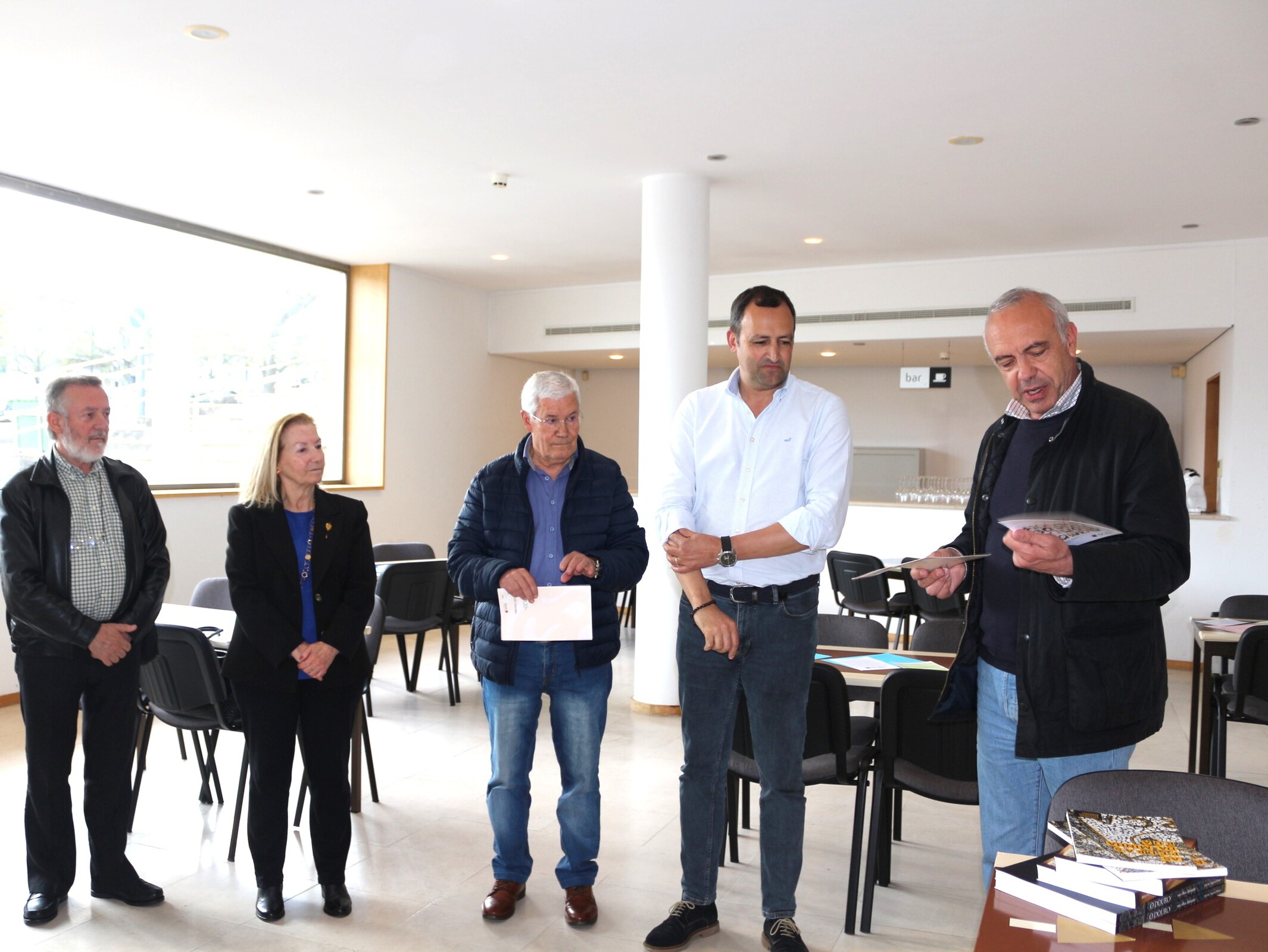 Murça inaugura exposição literária e artística “Celebrar o Douro, sempre”