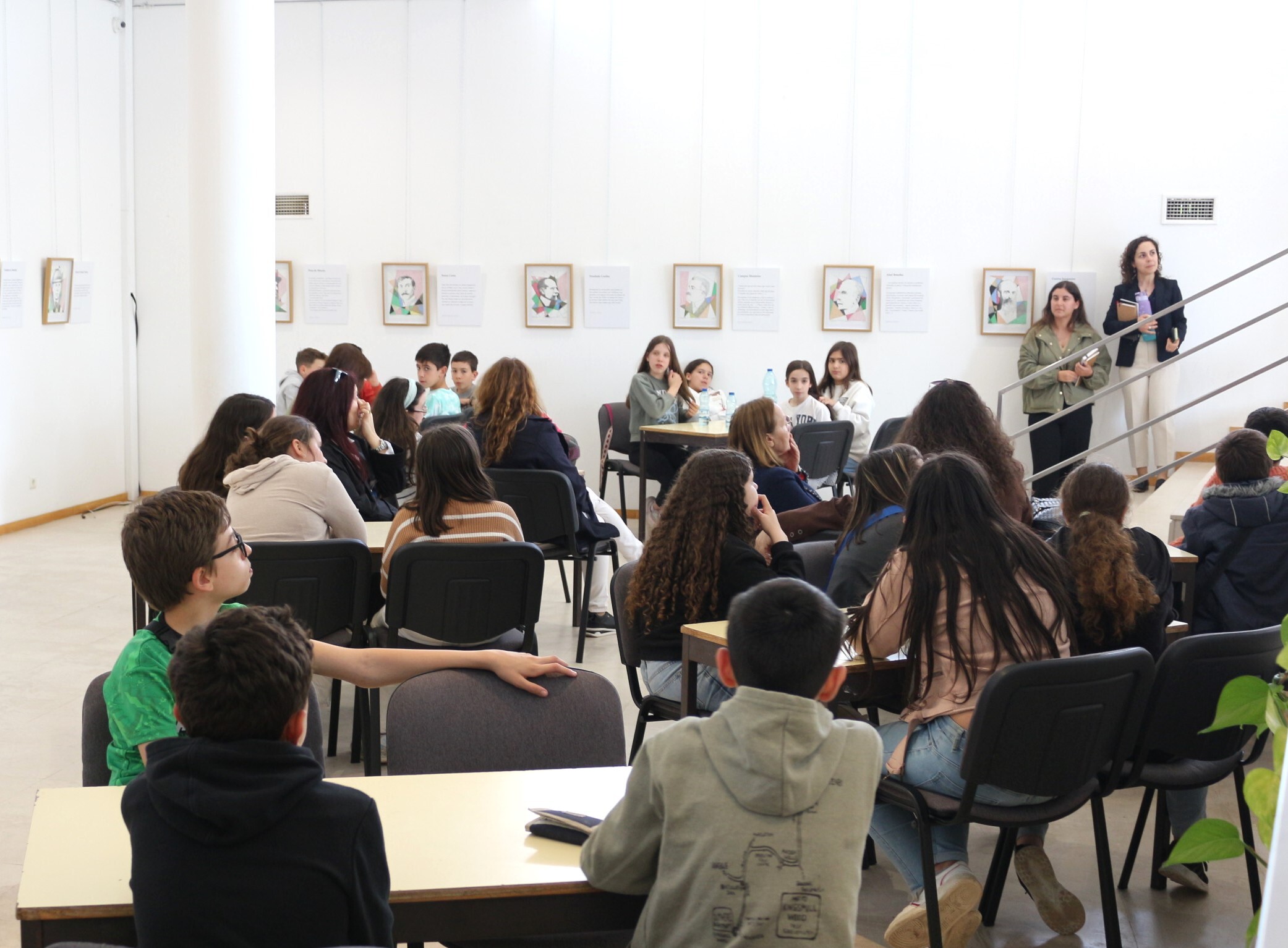 Apresentação do Livro "Pétalas Mágicas" promove inclusão social em Murça