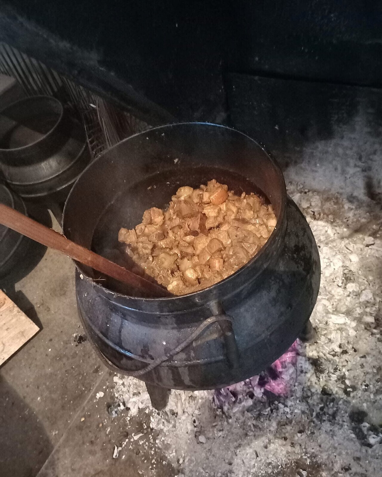 Elvira Borges: Tradição à mesa com sabores de família e da terra