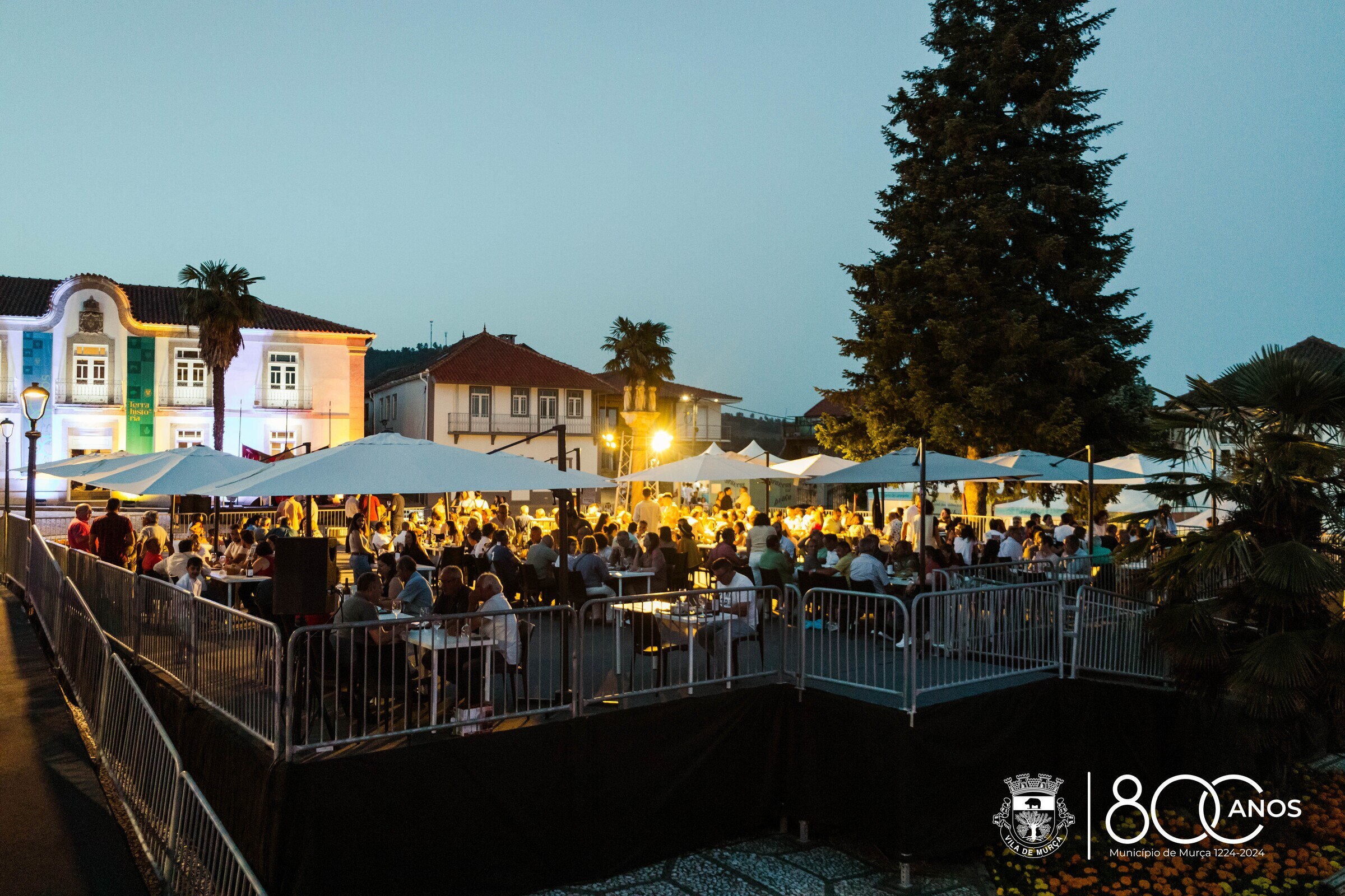 Festa Vinhos “Brancos na Praça” enche centro histórico de sabor e animação